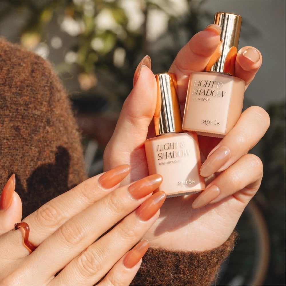 Fall in Love with 2025's Trending Autumn Nail Designs & Colours