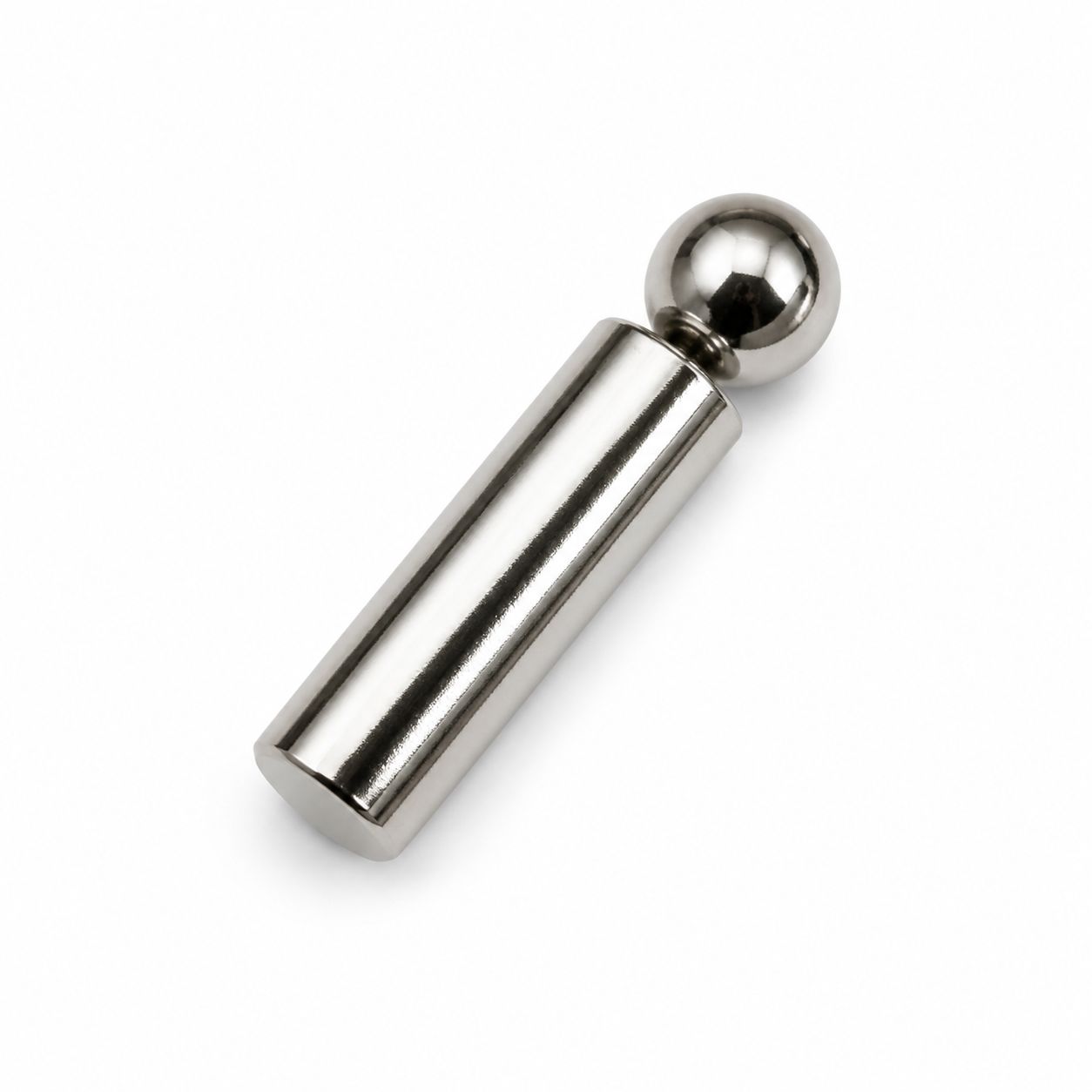 Nola Mini Magnet With Ball